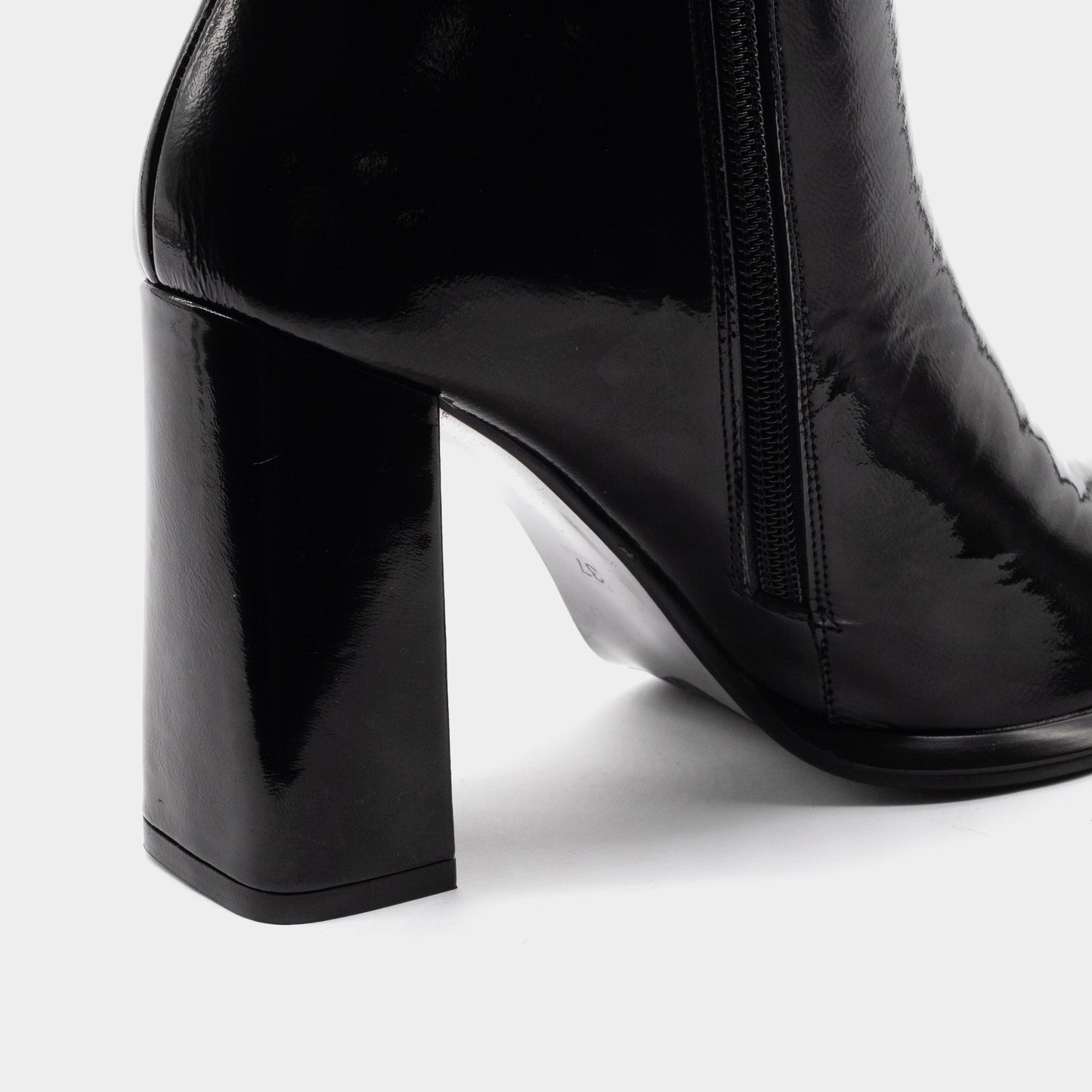 MAGZA crne lakovane ženske gležnjače