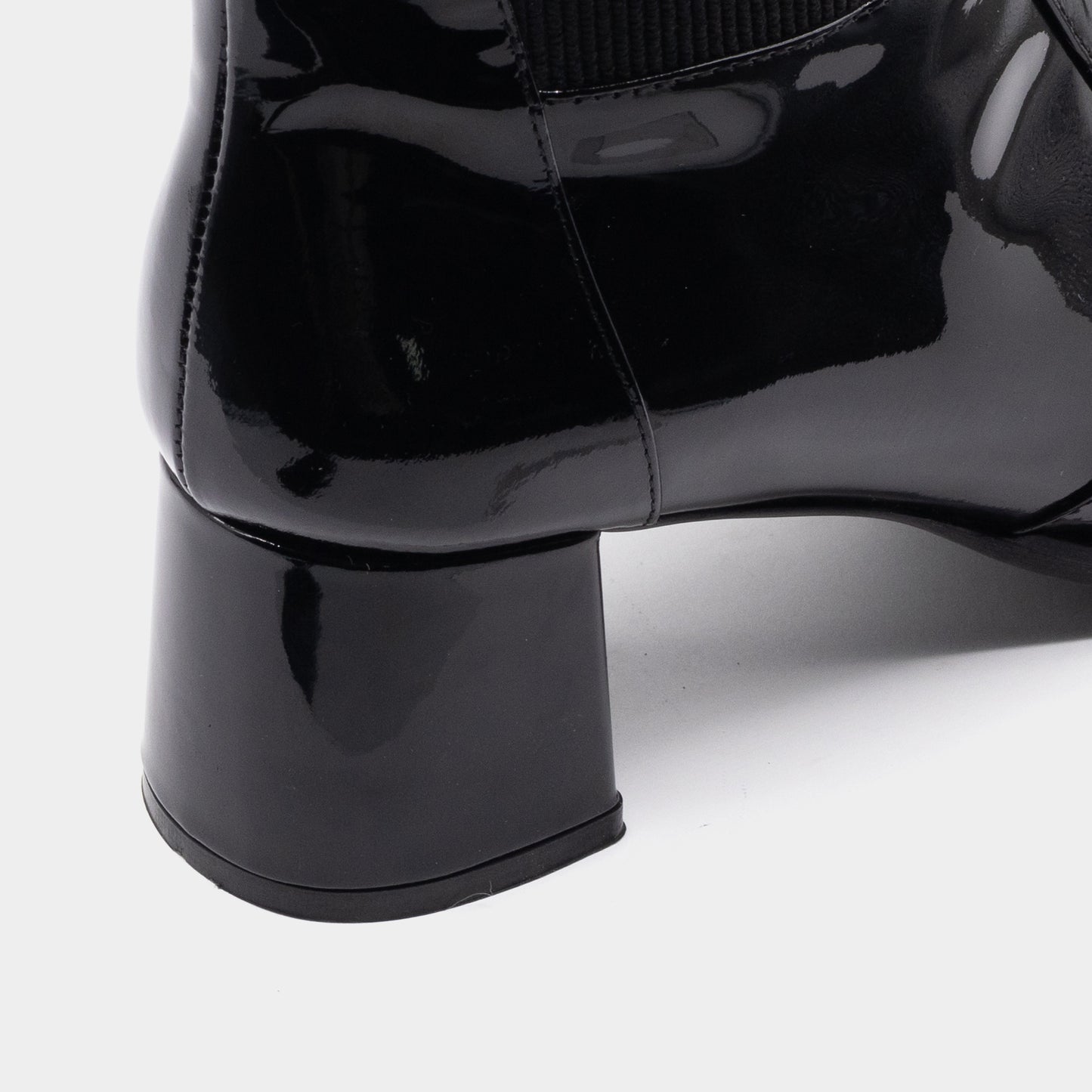 POLETTO crne lakovane ženske gležnjače