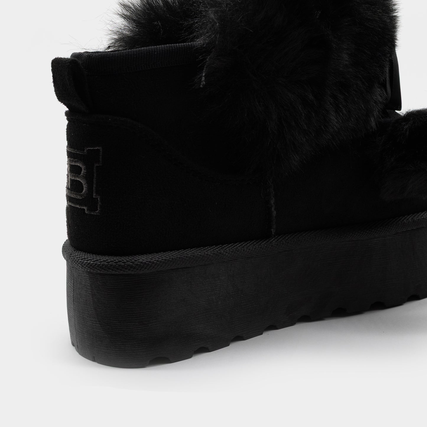 LAURA BIAGIOTTI crne ženske plitke čizme