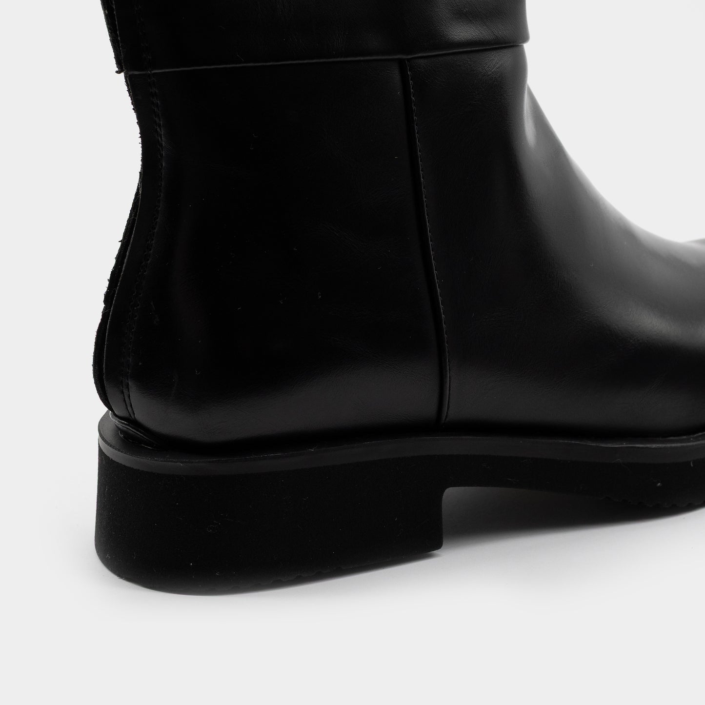 LAURA BIAGIOTTI crne ženske čizme